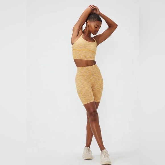 Outdoor Voices Pants - OUTDOOR VOICES Yellow and Gray Heather Flow 7” Inseam Sunset Biker Shorts Sz XS